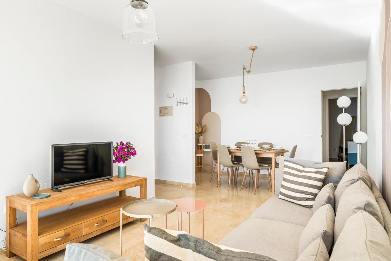 La Nea Beach Apartment Radazul Kültér fotó